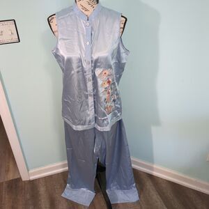 Morgan Taylor intimates three piece pajama set robe sexy blue floral embroidered